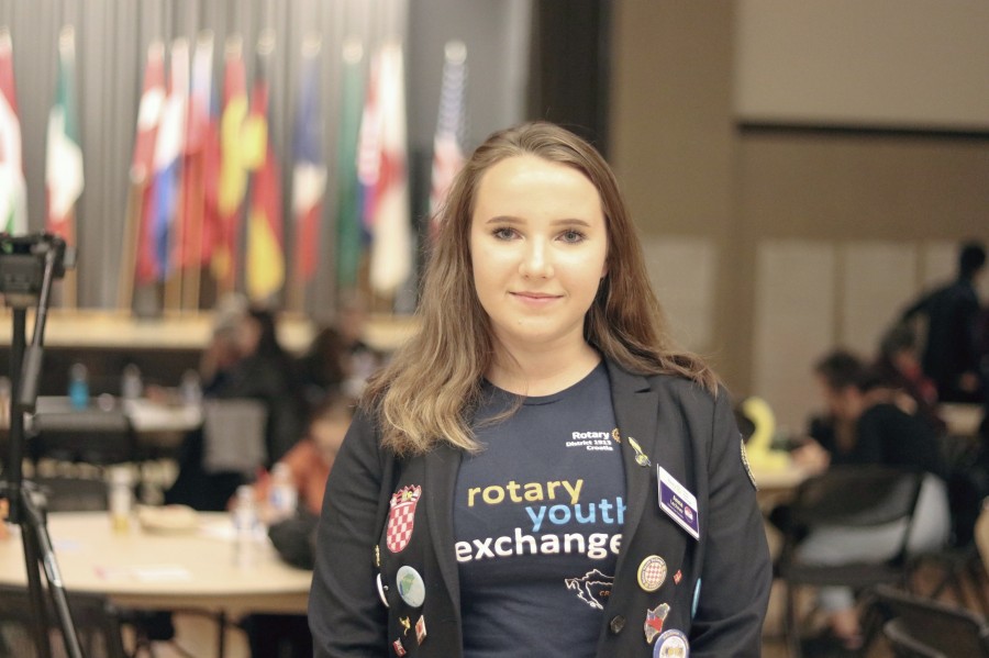 Anna Lechner, a 16-year-old student from Croatia, came to study in Canada as part of the youth exchange program. (Dariya Baiguzhiyeva/Niagara Now)