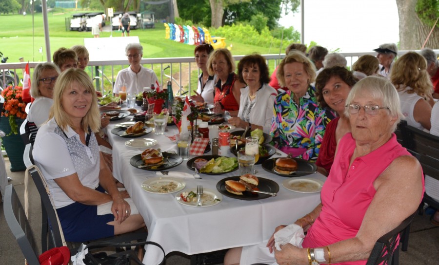 The nine and 18-hole women's leagues held their annual mid-season scramble and picnic lunch on July 2. (Kevin MacLean/Niagara Now)